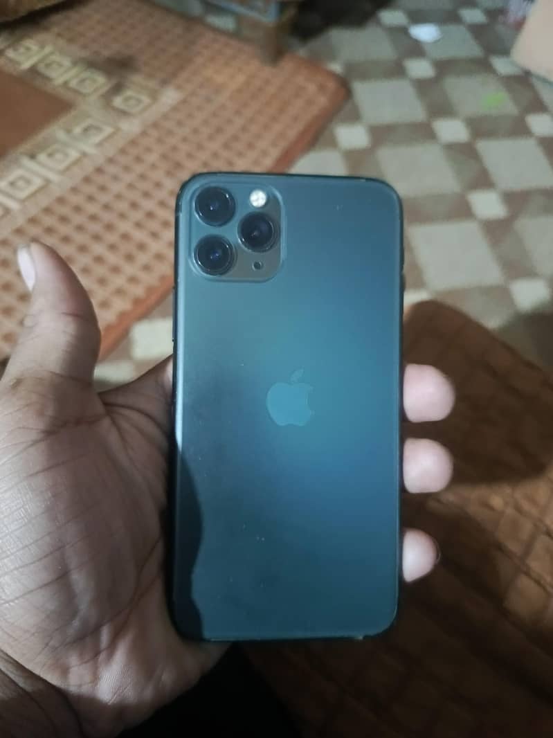 Apple iPhone 11 Pro 1