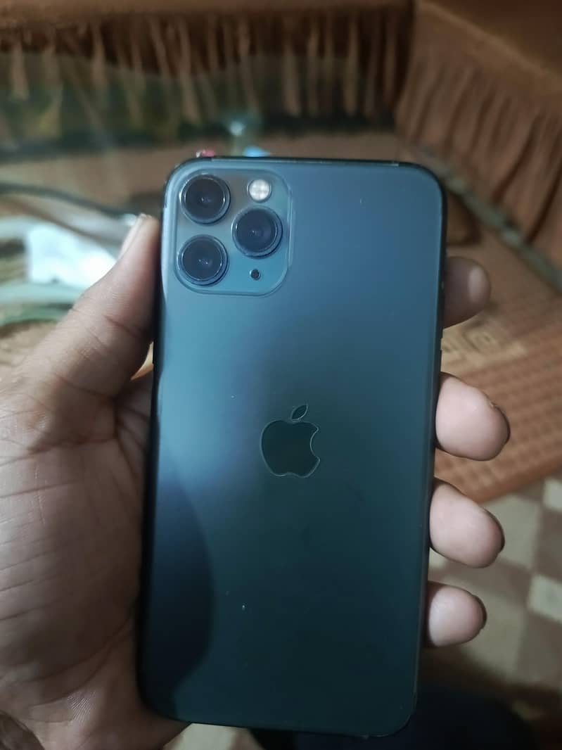 Apple iPhone 11 Pro 10