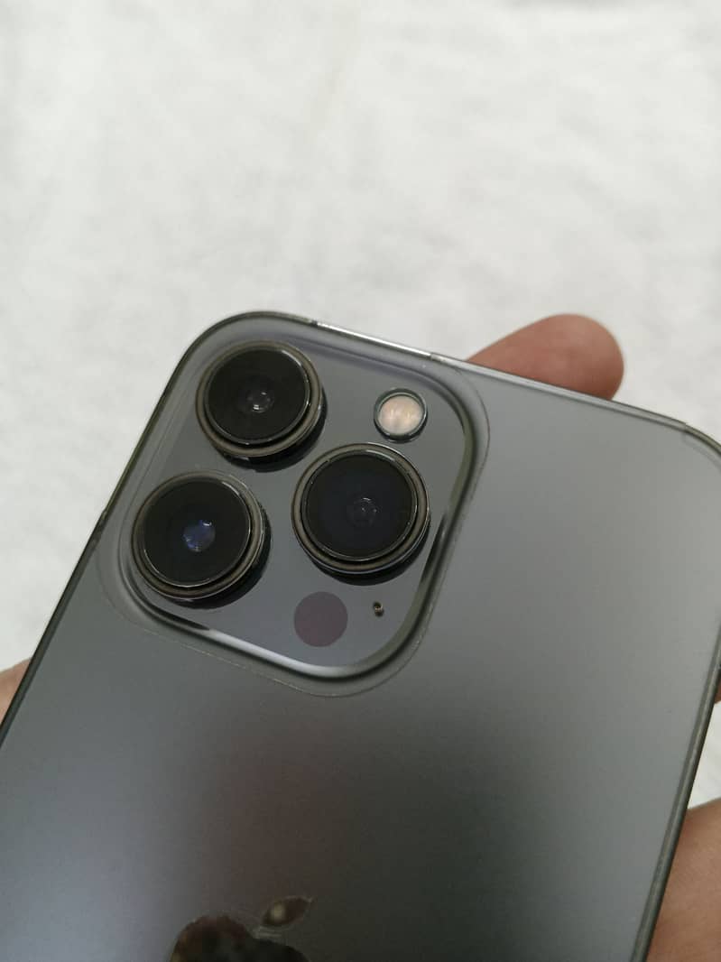 Apple iPhone 13 Pro 5