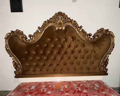 Curved crown Bed Set / 2 Side Table / Dressing Table Home use For Sale