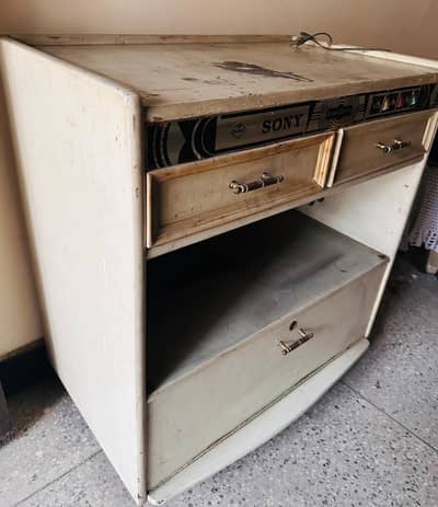 Wood TV table high quality