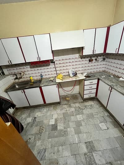 A Stunning Prime Location Flat Is Up For Grabs In Gulistan-e-Jauhar - Block 13 Karachi