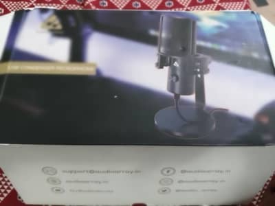 audio array professional studio microphone 10/10 NEW