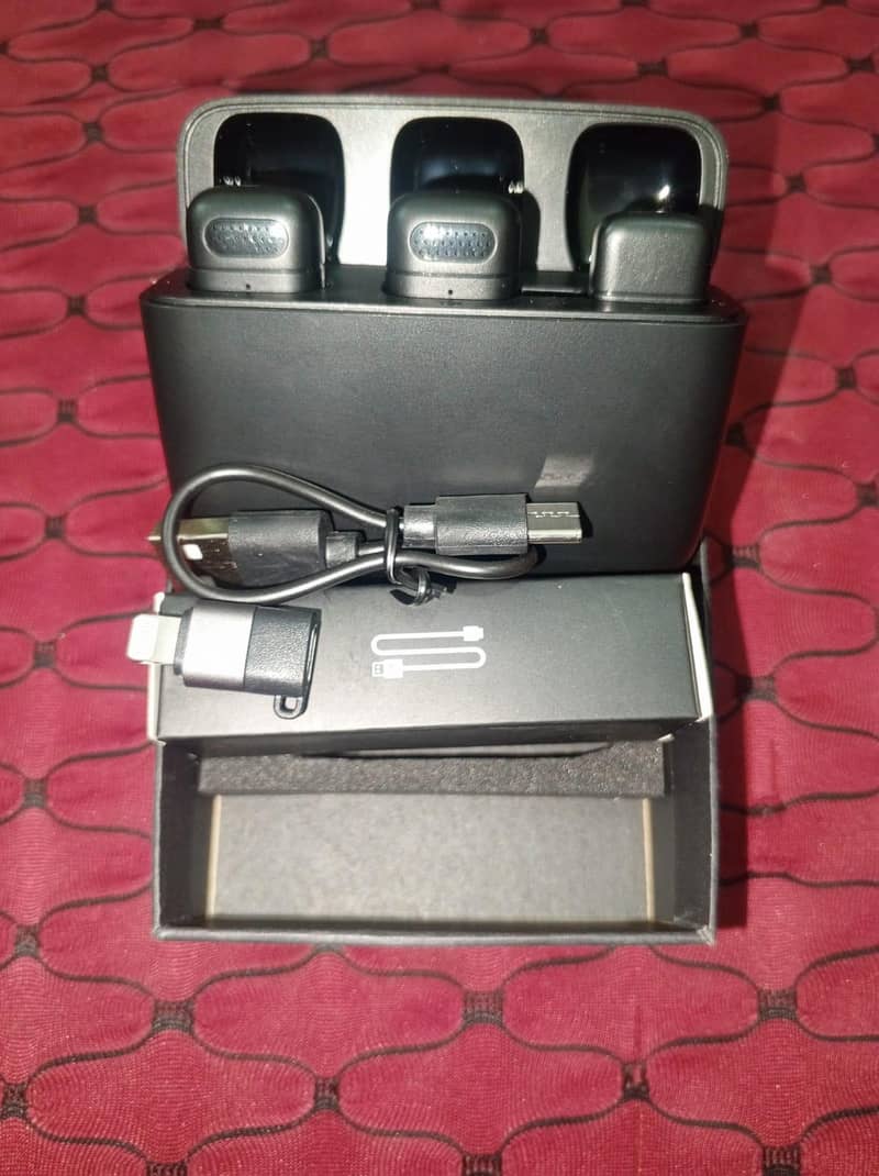 wireless microphone 1