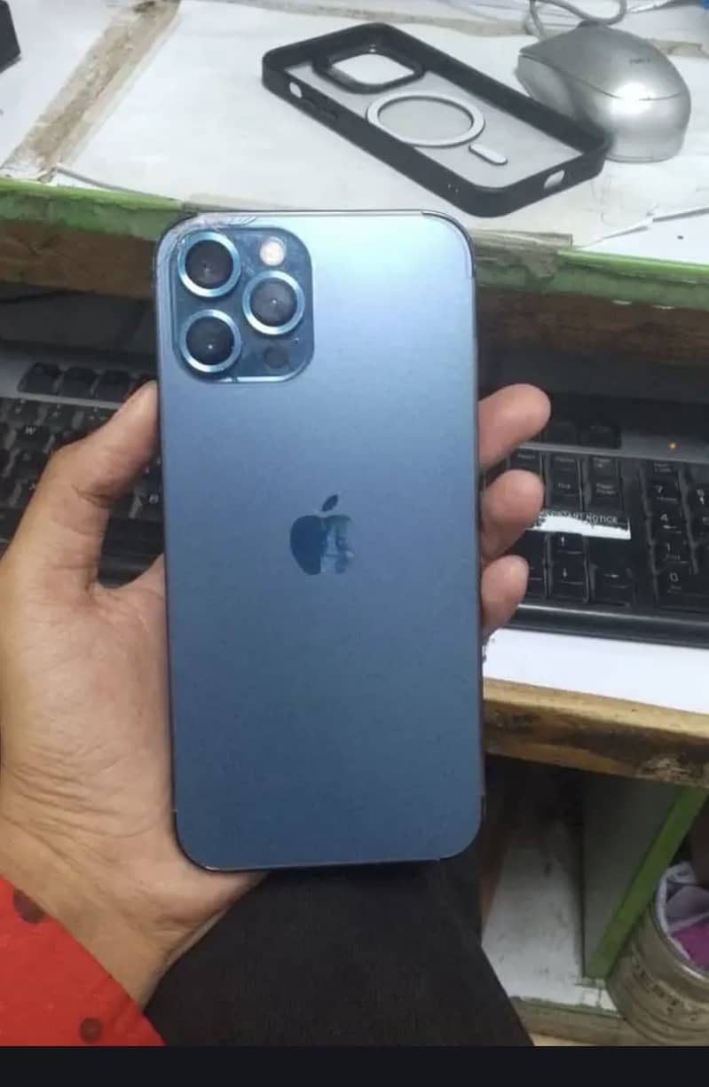 iPhone 12 pro max 1
