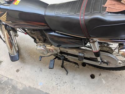 Honda 125.