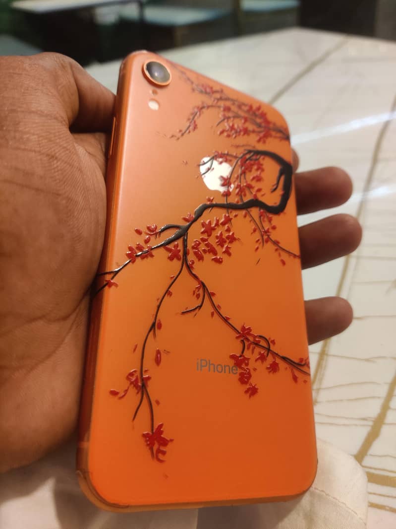Apple iPhone XR 0