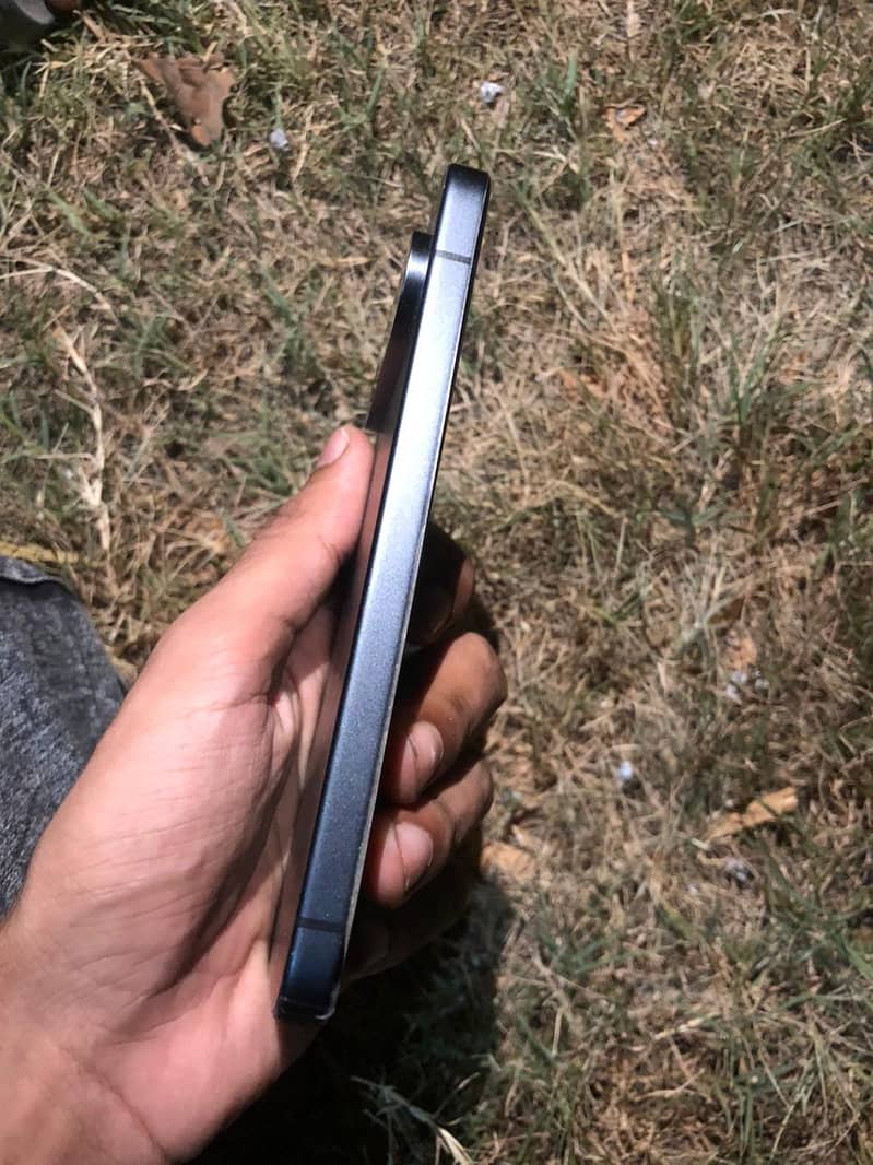 Google Pixel 9 2