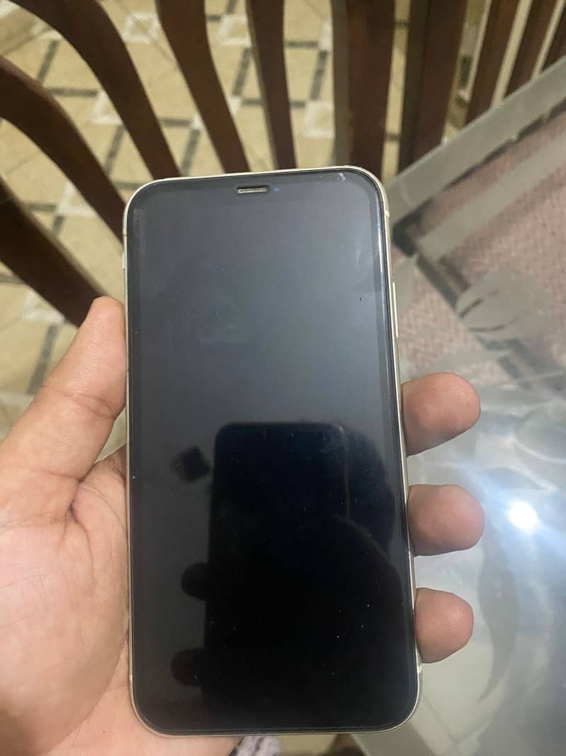 Apple iPhone 11 5