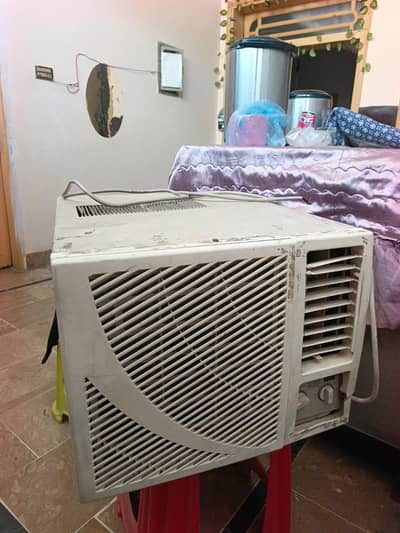 Window AC Pona Tann