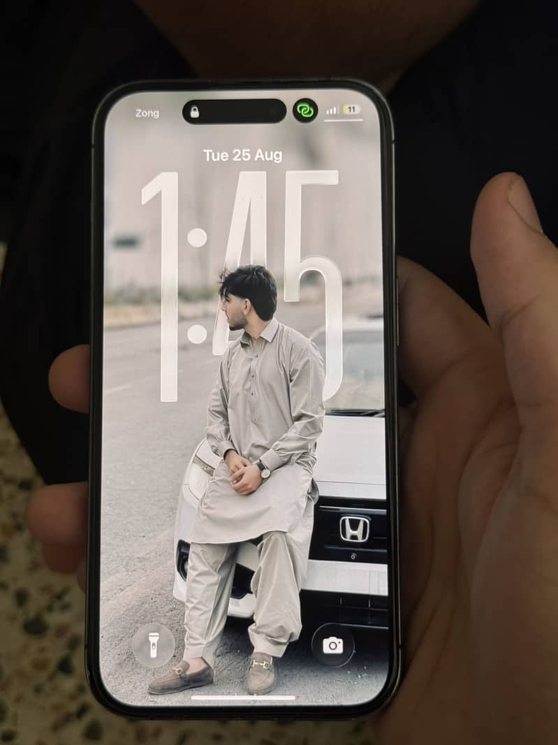 Apple iPhone 14 Pro 1