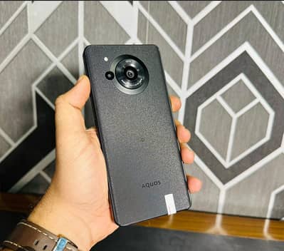 Sharp Aquos R7.0329/1629226