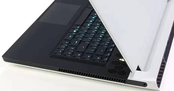 Alienware X17 R2 Gaming Laptop – RTX 3080 Ti | 64GB RAM | 4TB SSD 