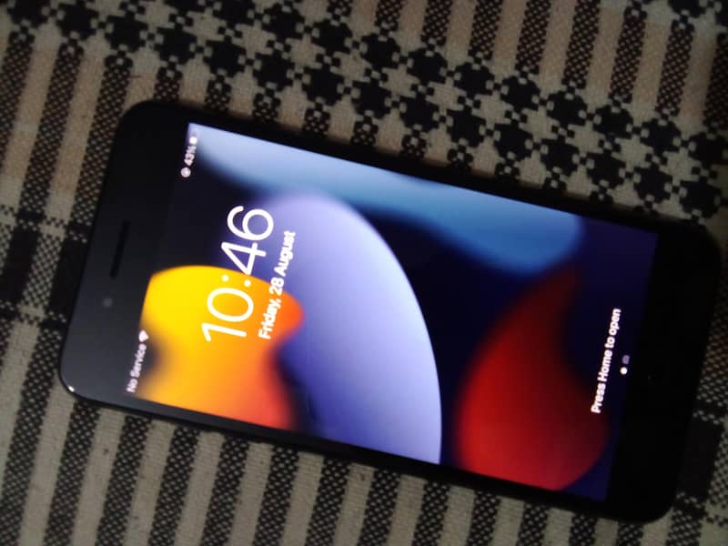 Apple iPhone 7 Plus 2