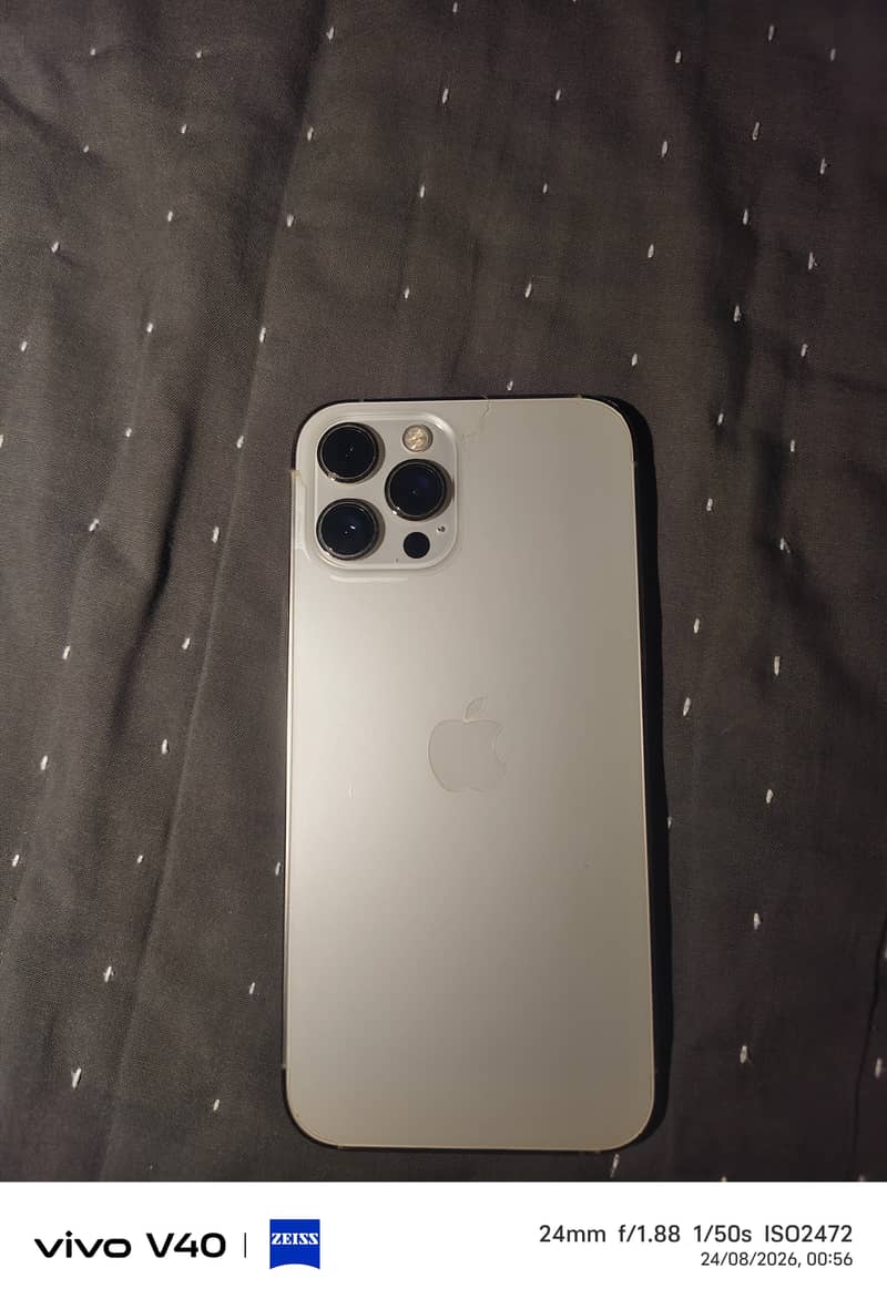 Apple iPhone 12 Pro Max 4