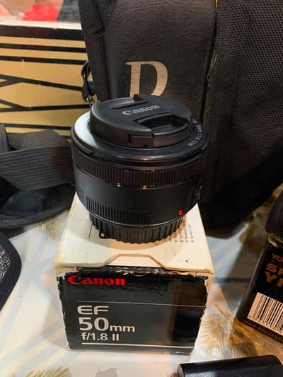 Canon 60D 18-200MM Lens
