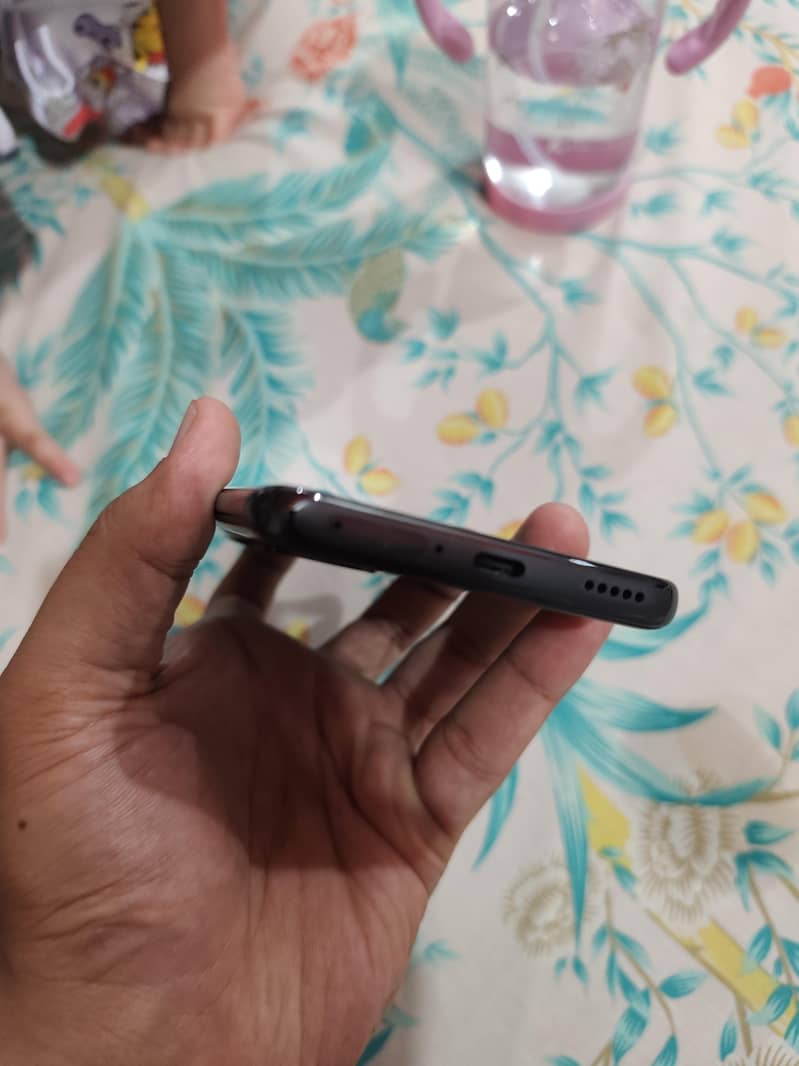 Xiaomi Redmi Note 14 Pro Plus 2
