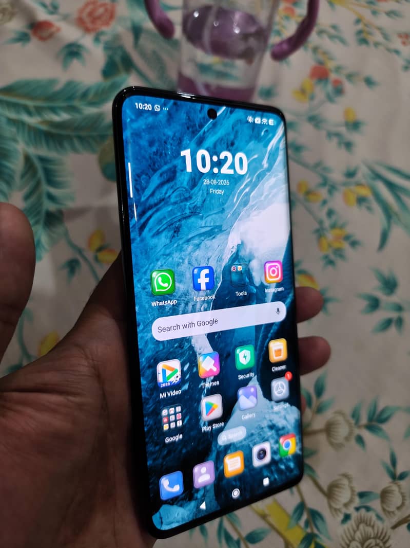 Xiaomi Redmi Note 14 Pro Plus 4