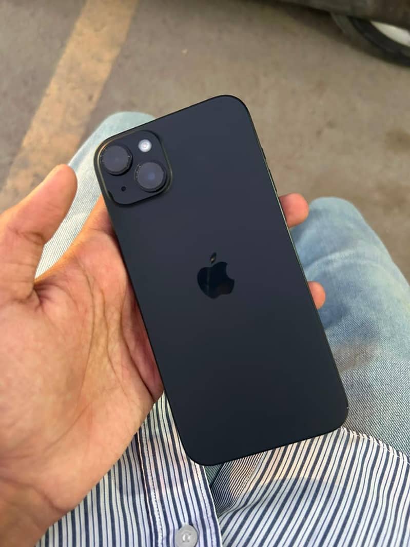 Apple iPhone 15 plus 3