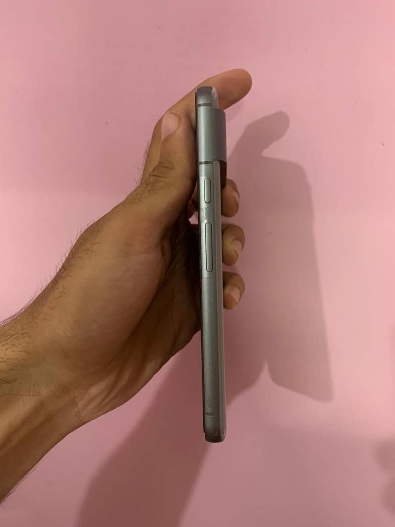 Google Pixel 8 1