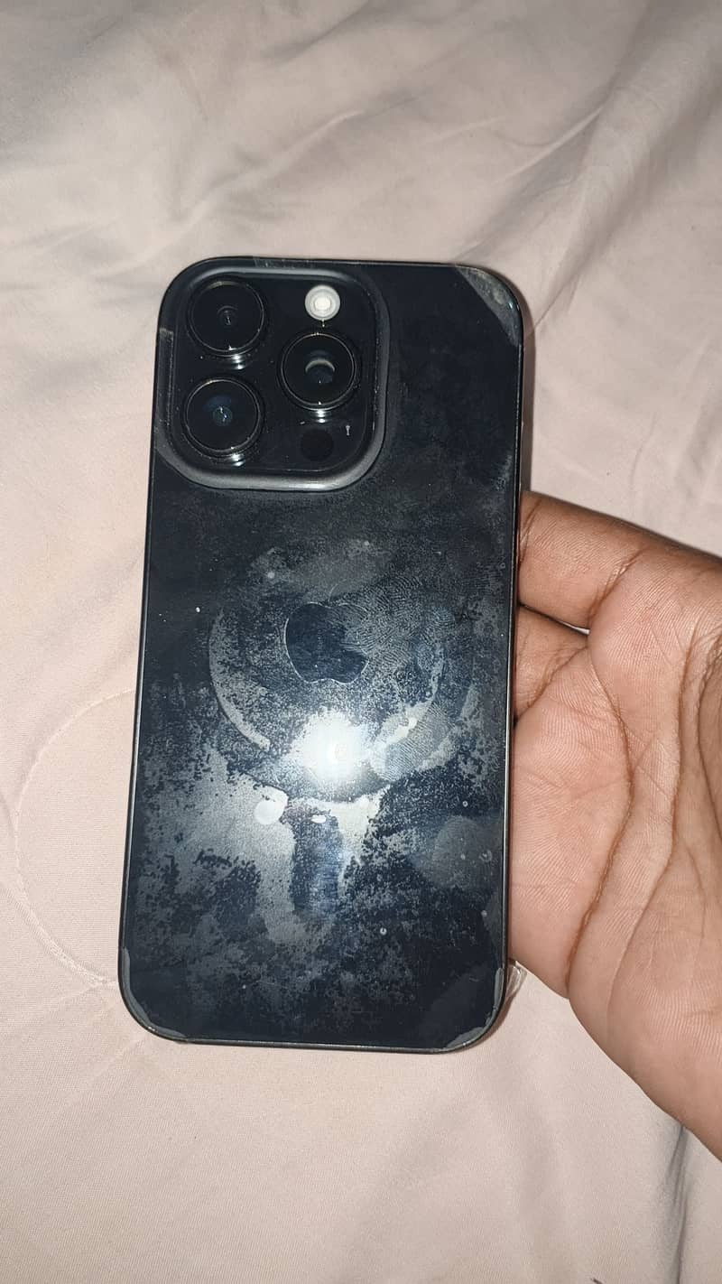 Apple iPhone 16 Pro 5