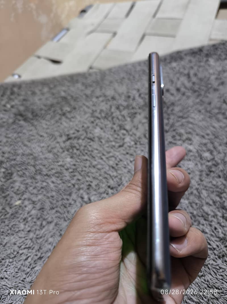 One Plus 8T Approved 3