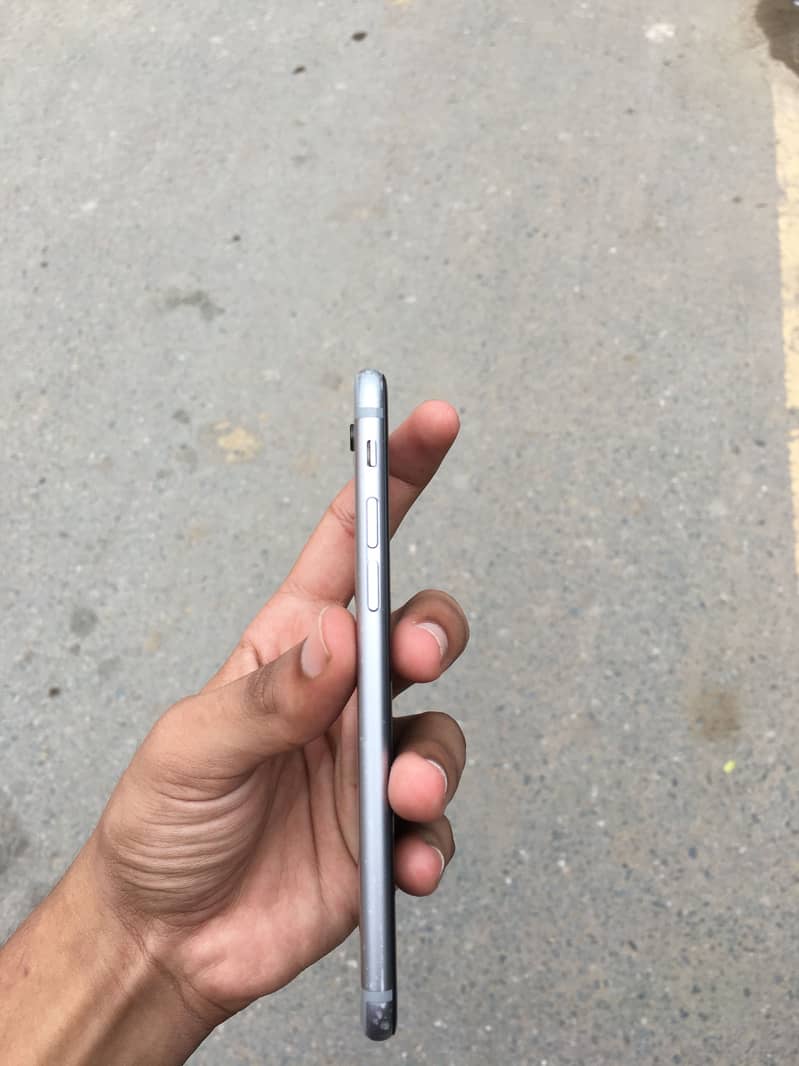 Apple iPhone 6 3