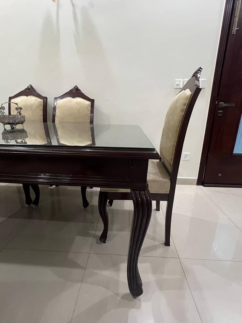 8 Chair dining table 1