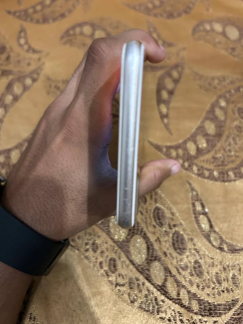 Apple iPhone 7 Plus 3