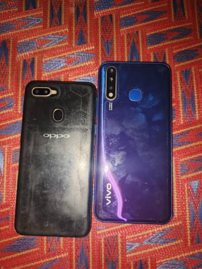 Vivo Y19 8/256 and oppo a3s 3/32