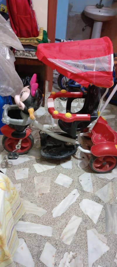 kids tricycle, table chairs, cycle
