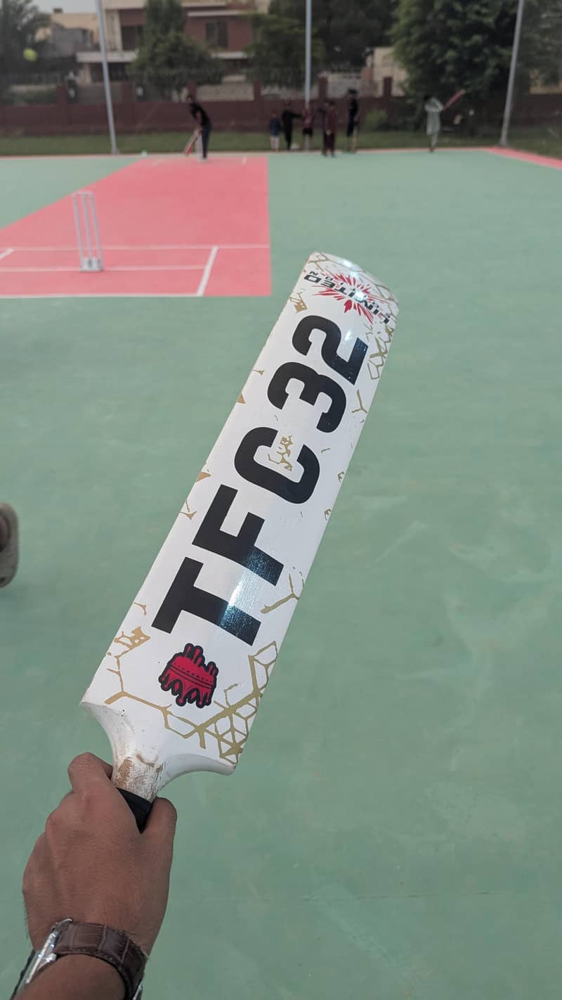 TFC32 bat 2