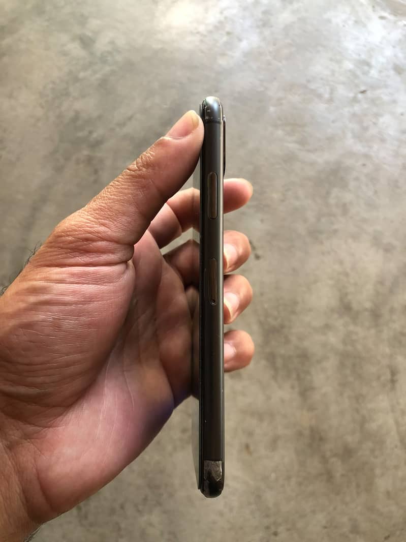 iPhone X 1