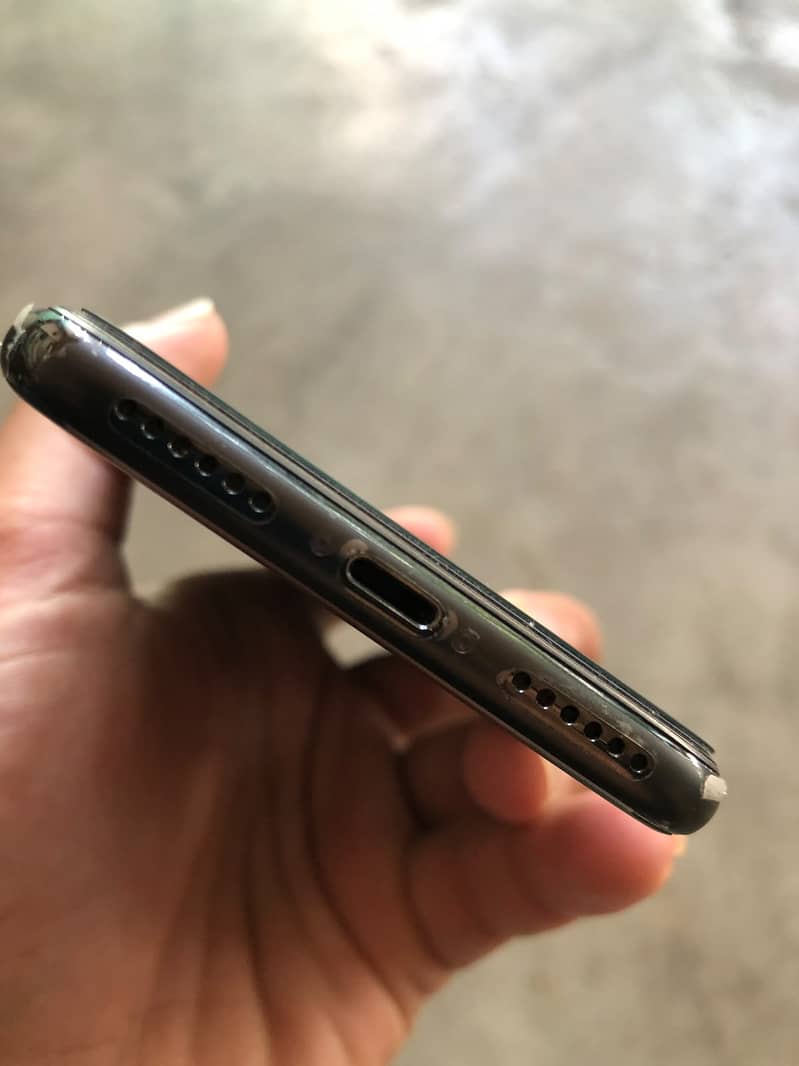 iPhone X 3