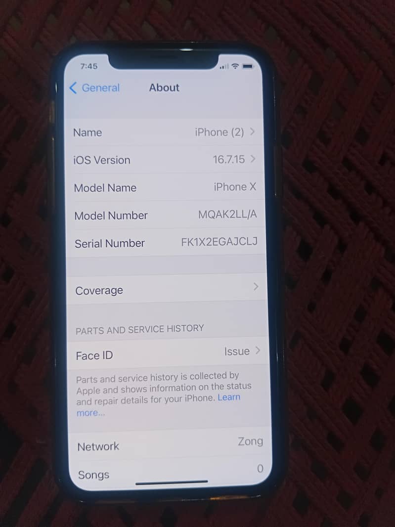 Apple iPhone X 4