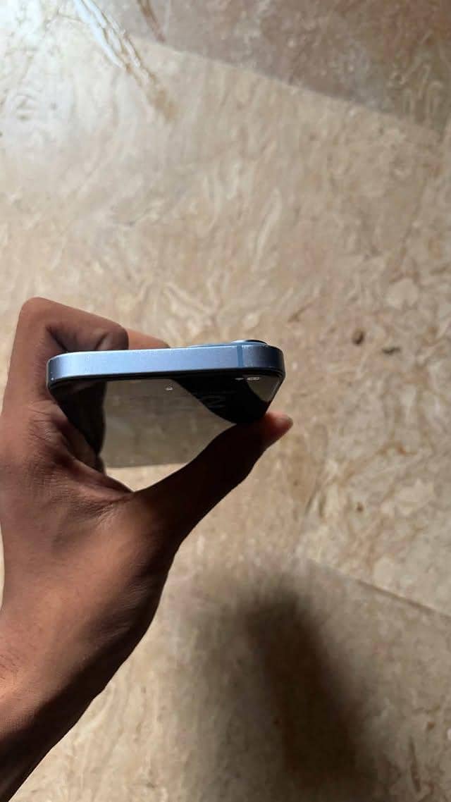 Apple iPhone 14 4