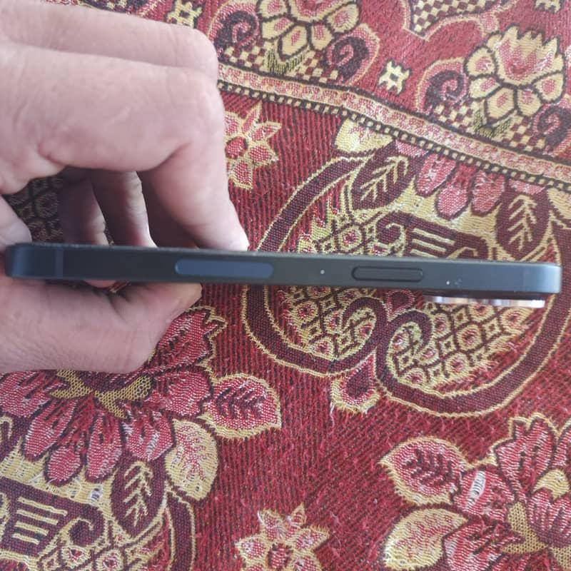 Apple iPhone 14 1