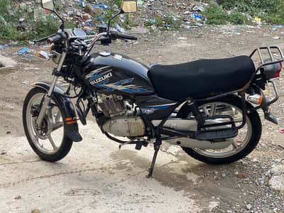 Suzuki GS 150 SE