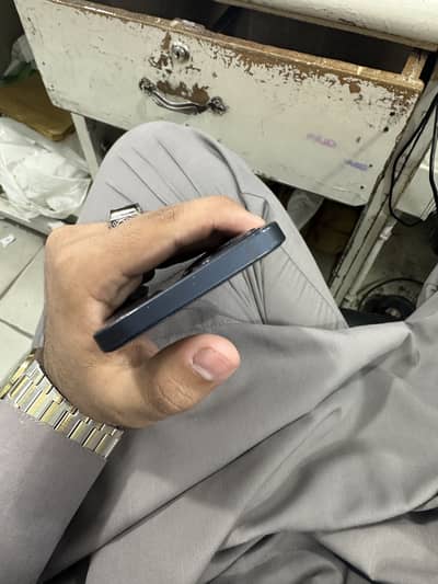 I phone 12 factory unlock