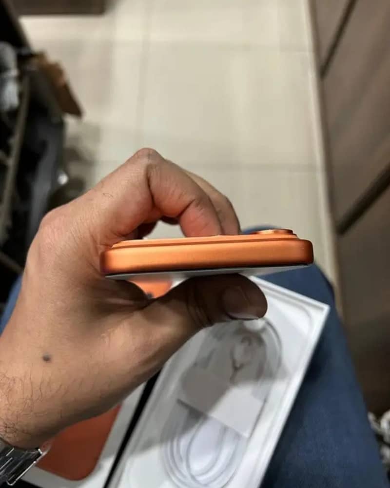 iPhone 17 Pro Max 3