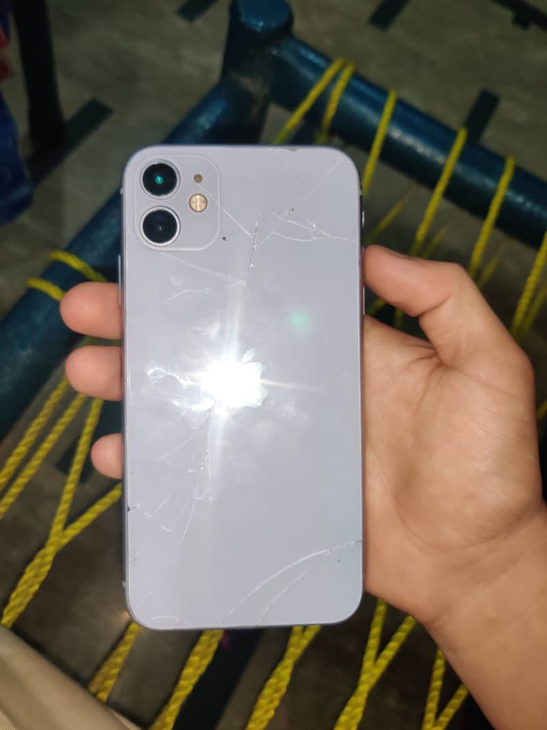 Apple iPhone 11 2