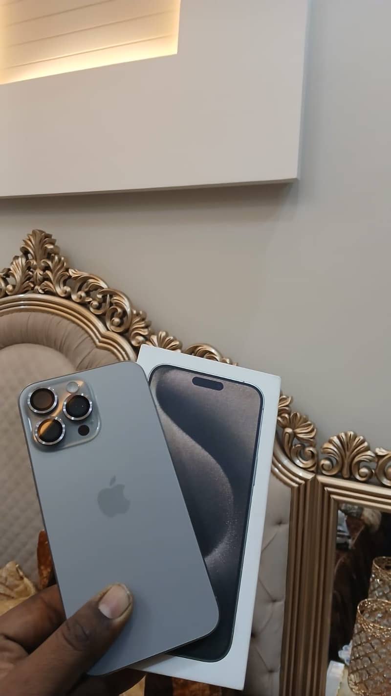Iphone 15 pro max 0