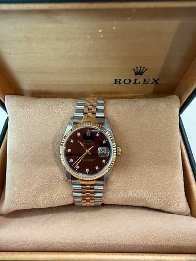 Rolex Red Dial Luxury-Style Watch