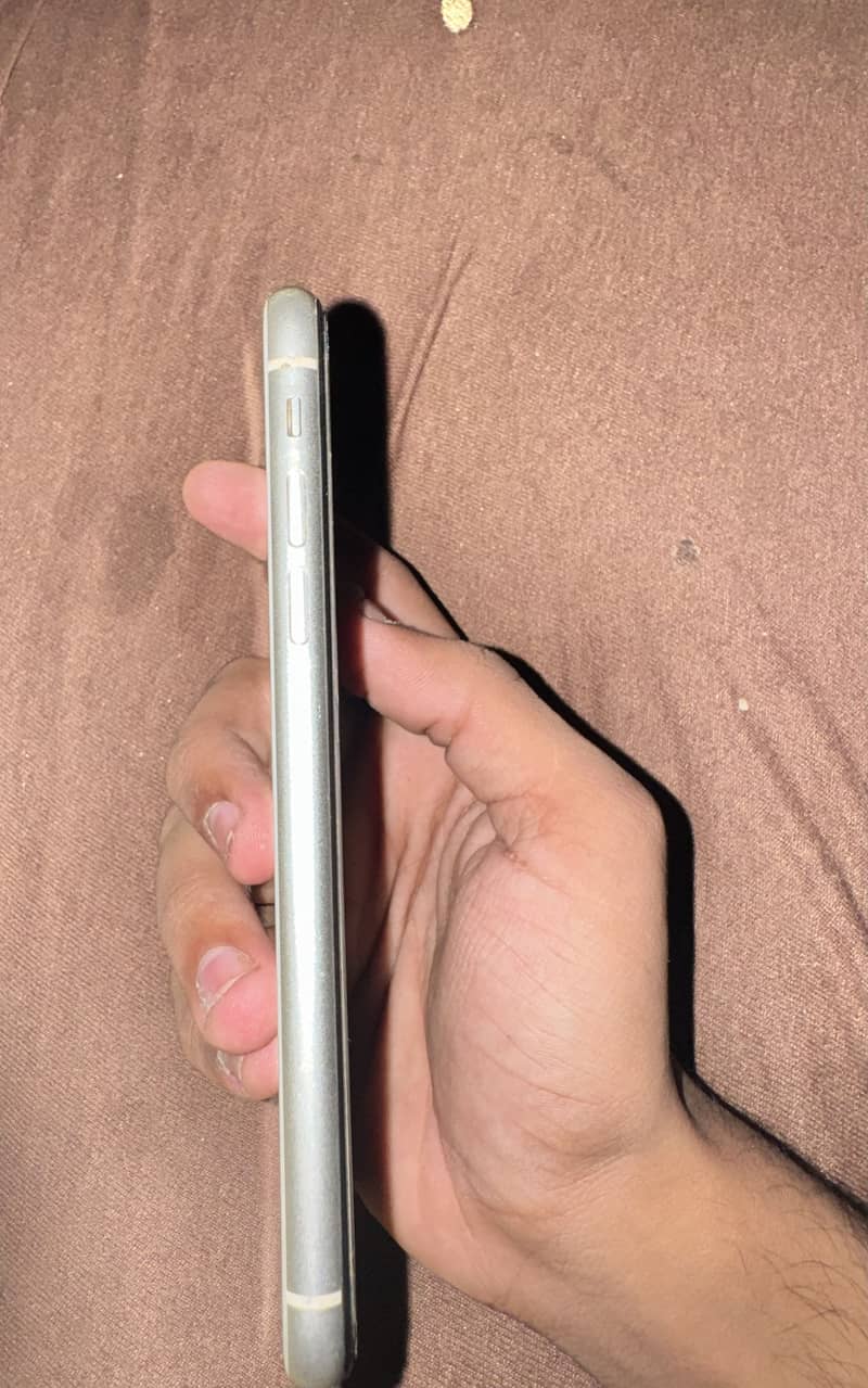 Apple iPhone 11 2