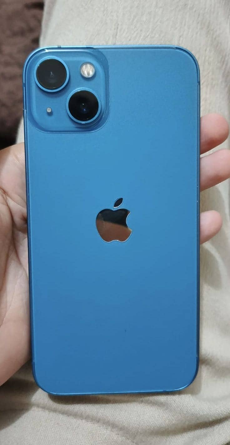 Apple iPhone 13 0
