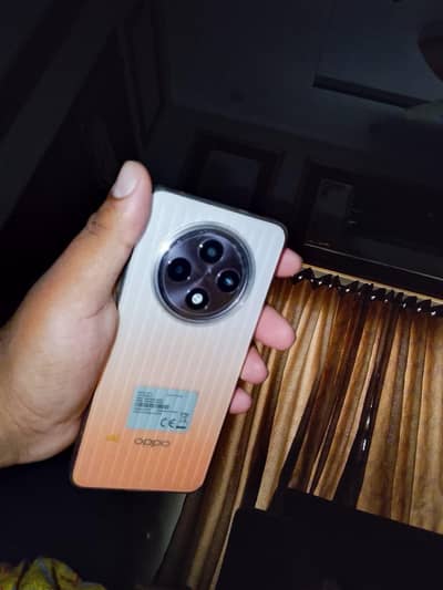 OPPO Reno 12f
