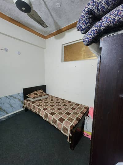 Furnish room available in G11/3 crown tower for lady