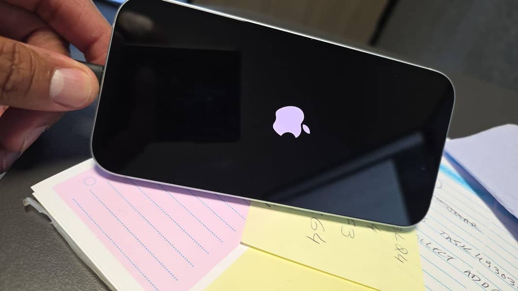Apple iPhone 15 6