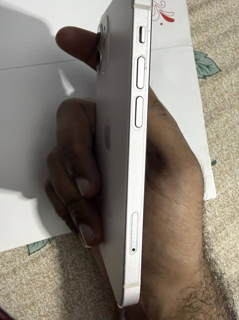 Apple iPhone 12 mini 3