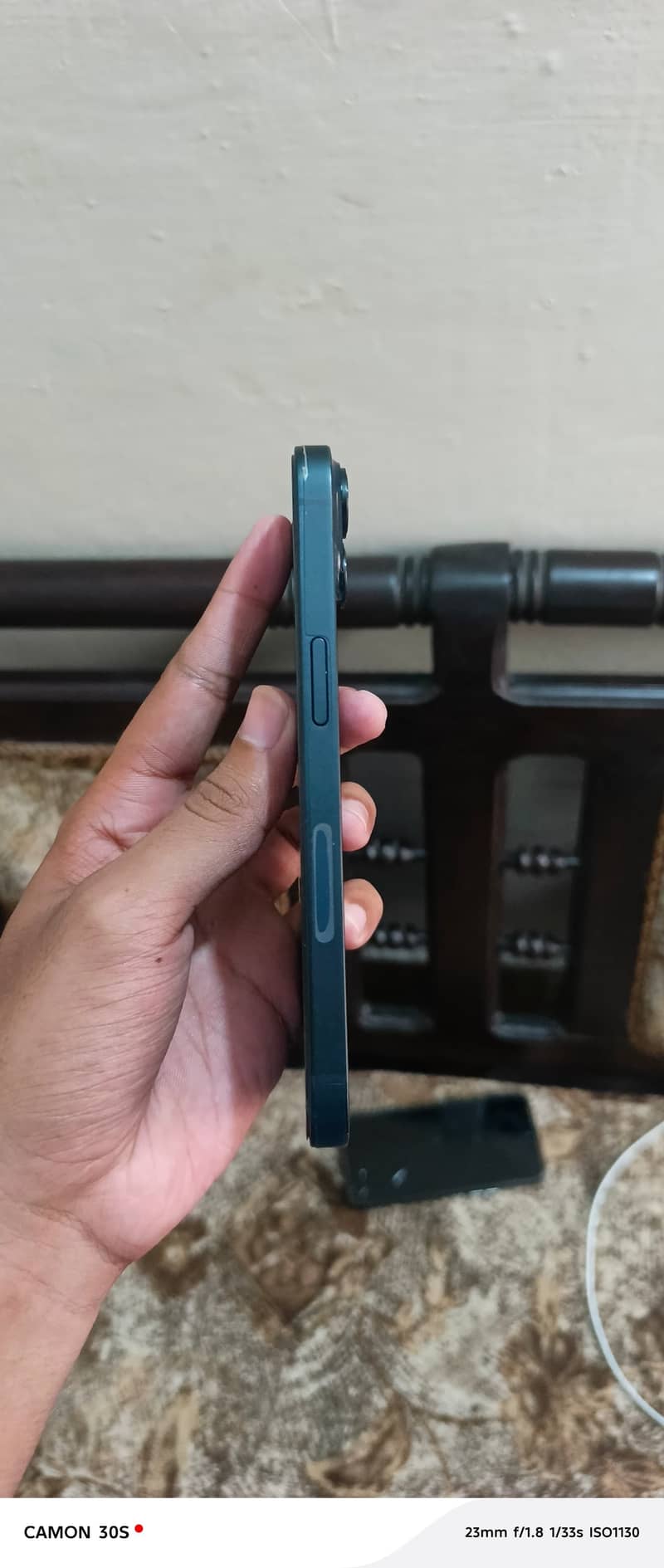 Apple iPhone 14 3